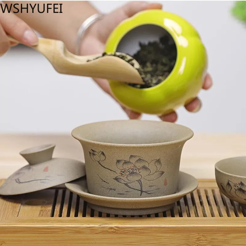 Wshyufei jingdezhen cerâmica gaiwan tigela de grés de estilo chinês de estilo chinês Conjunto de chá retrô