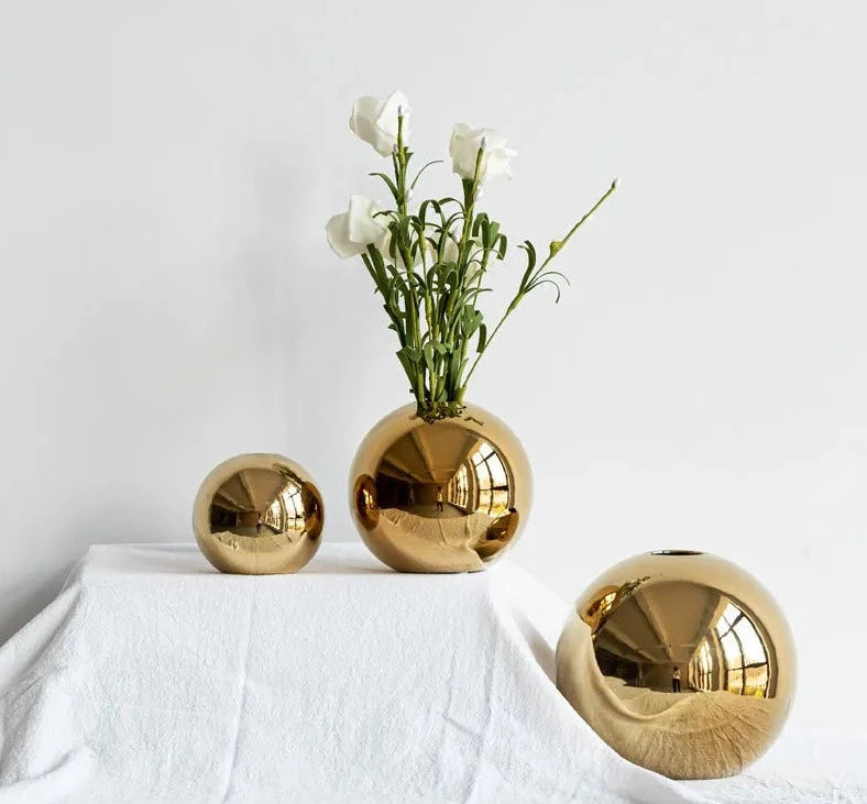 Plating Golden Ball Vas Keramik Rumah Dekorasi Ornamen Kerajinan Bunga Pot Seni Hidroponik Vas Hadiah Ornamen Dekorasi Rumah