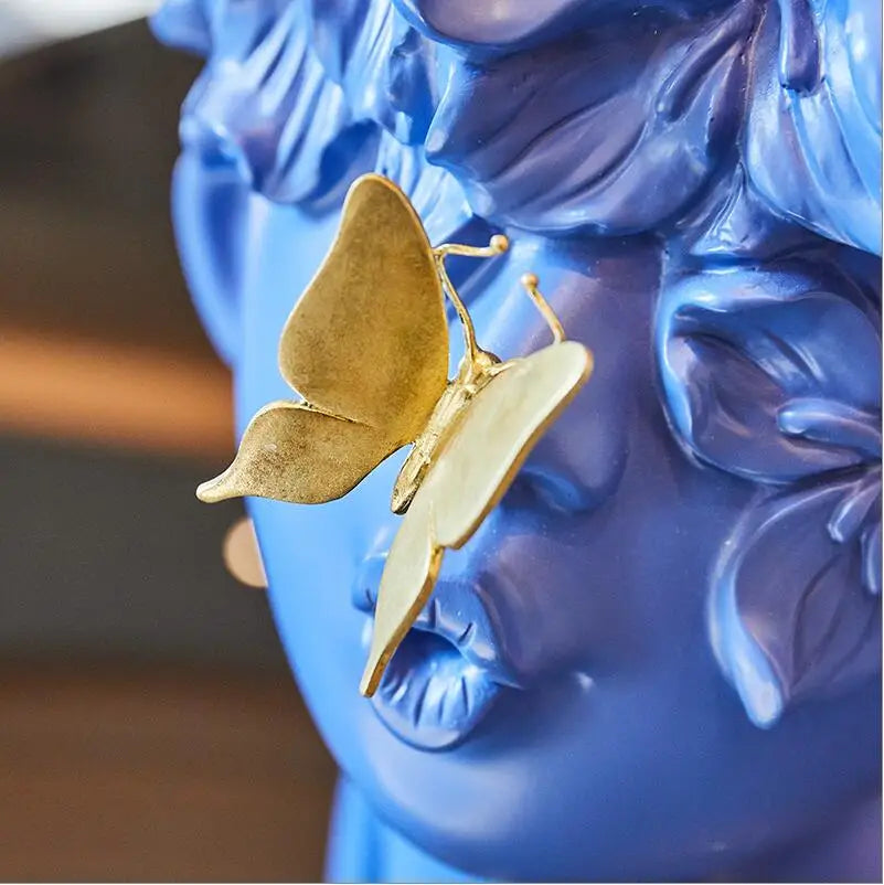 북유럽 미니멀리스트 수지 인형 귀여운 나비 소년 조각 홈 거실 테이블 수치 조각상 장식 커피 책상 장식품