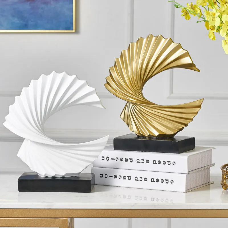 Decoración moderna de escultura abstracta escultura de resina arte estatua dorada sala de estar decoración de la oficina del hogar accesorios de decoración del escritorio