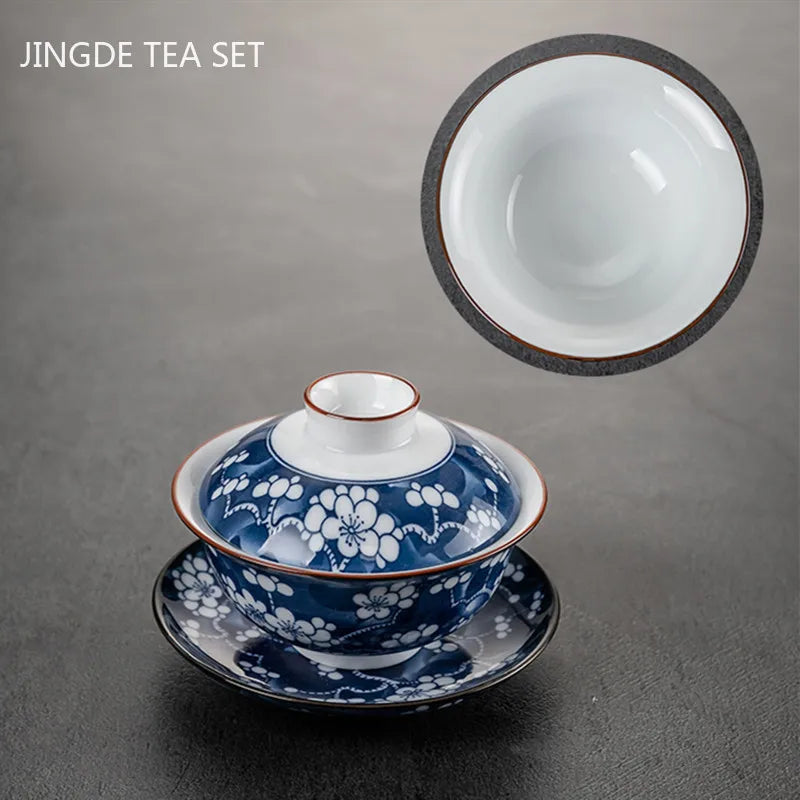 النمط الصيني الأزرق والأبيض الخزف طقم شاي المنزلية السيراميك Gaiwan الأبيض الخزف غطاء وعاء فنجان شاي صانع الشاي اليدوية