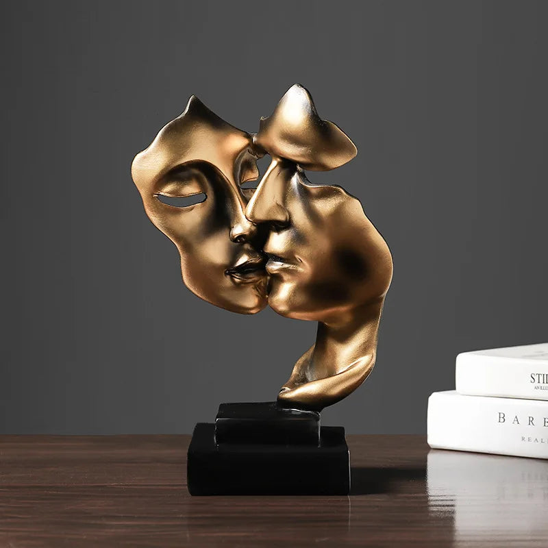 Escultura para la decoración del hogar Máscara de la estatua de oro Figuras de resina moderna para decoración Descripción de la sala de estar Mesa de la oficina de la pareja Craft Crafts
