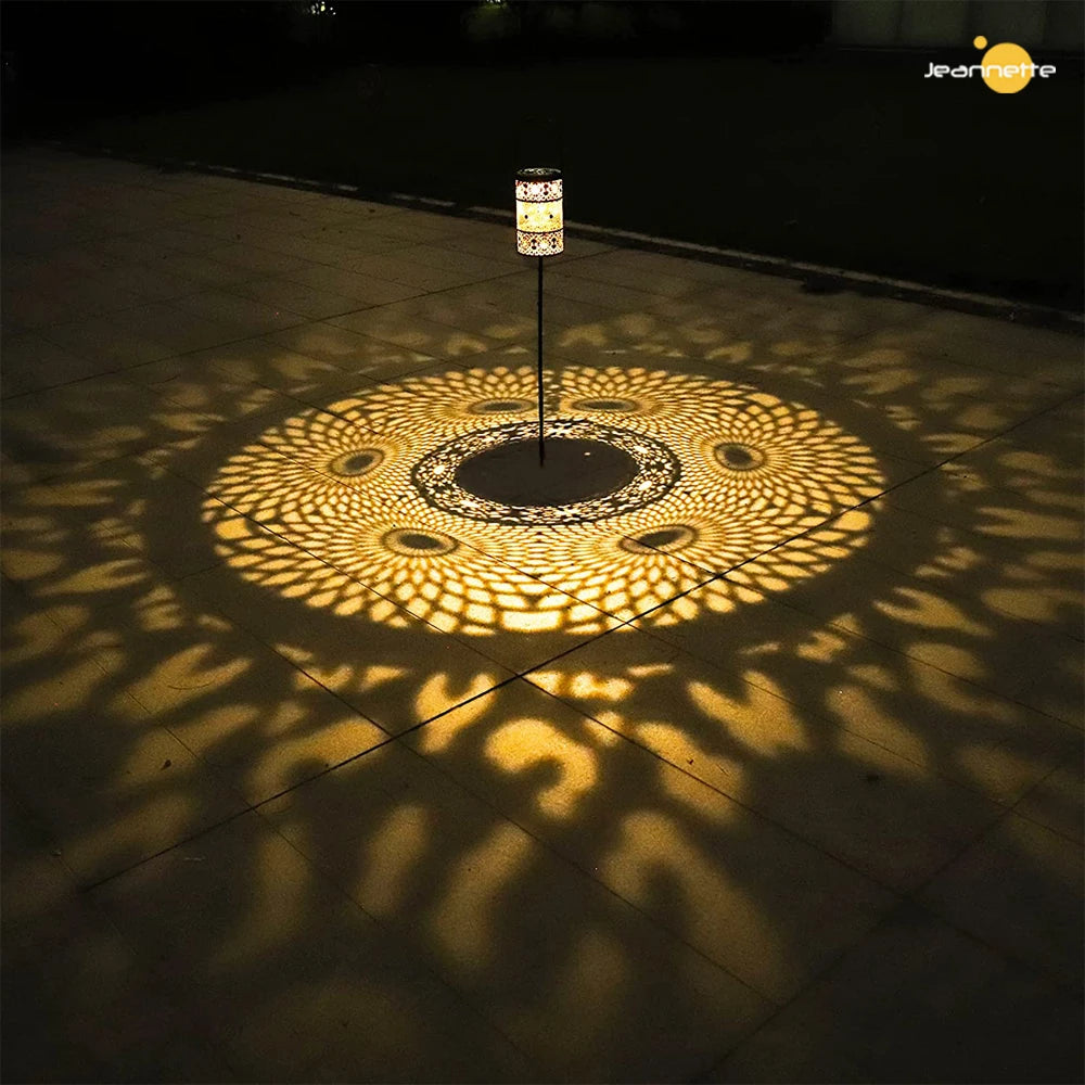 Solar Garden Light Solar Lamp Retro Hollow Lantern Light Art Outdoor Decorative Solar LED Light for Courtyard Landscape Garden