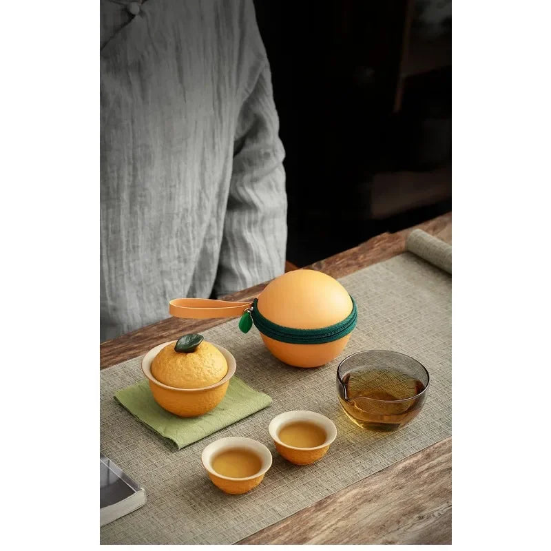 Přizpůsobte čínský čajový set keramická přenosná konvice Nastavte cestovní gaiwanské čajové šálky čajového obřadu One Pot Two Cup Suit