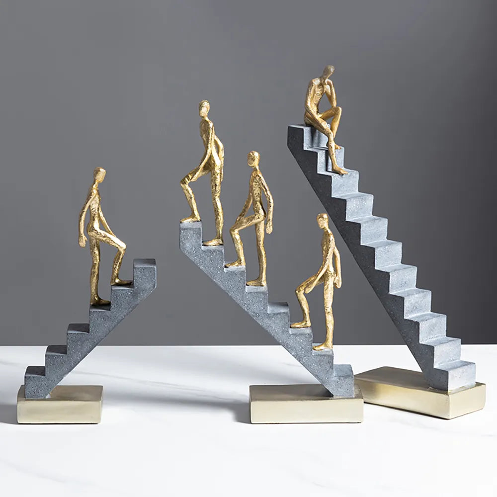 수지 등반 계단 캐릭터 장식품 창조적 인 예술 디자인 현대 홈 오피스 거실 책상 장식 선물