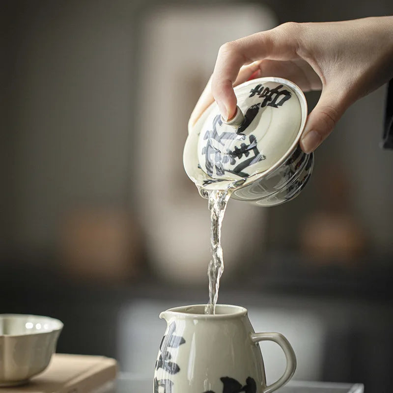 110ml Retro Plant Gray Ceramic Tea Tureen Handwritten Art Gourd Cover Bowl Tea Bowl with Cover Tea Maker Gaiwan Kung Fu Tea Set