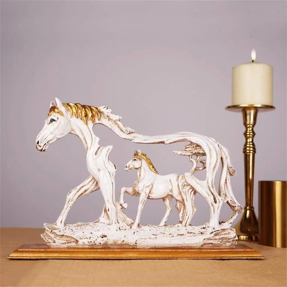 Animal Figurine Légère Statue de cheval compact Accessoire décoratif mignon Résine indien Galloping Horse Statue