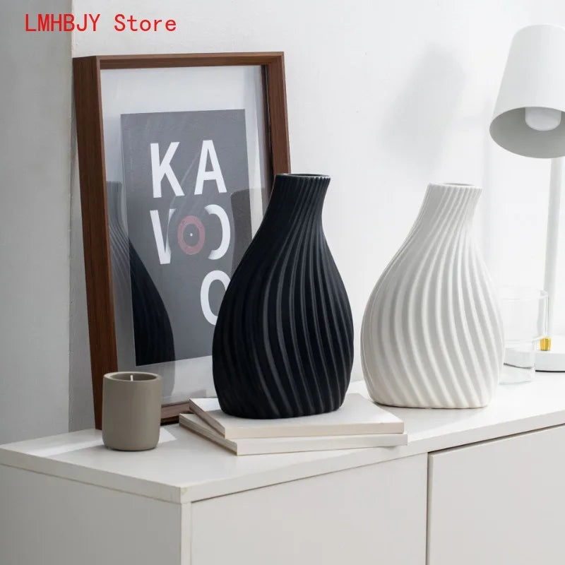 Lmhbjy cerâmica leve e minimalista Modern Vase Inset Style Ornamentos