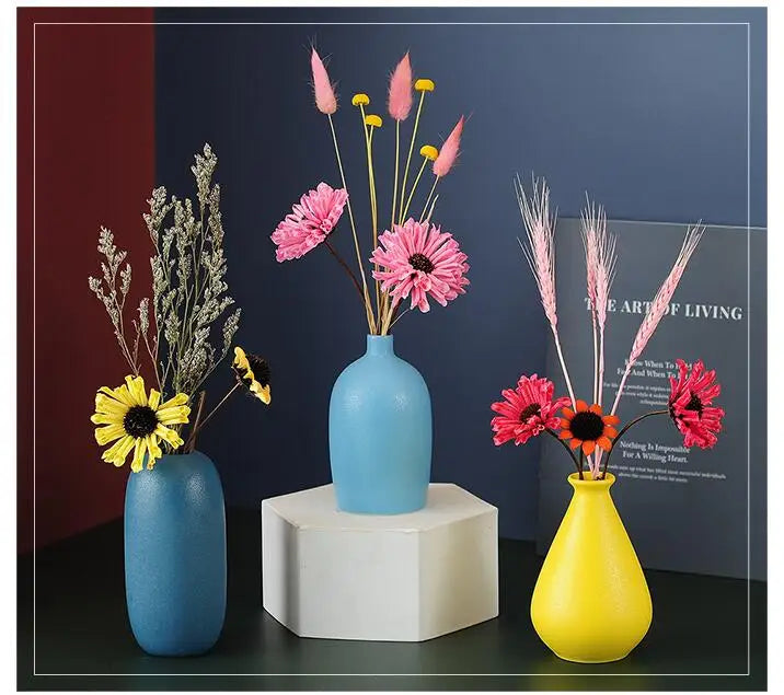 Vase en céramique moderne simple Fausse de fleurs séchées Art Home Livingroom Meublage Decoration Hôtel Table à manger Ornements Artisanat