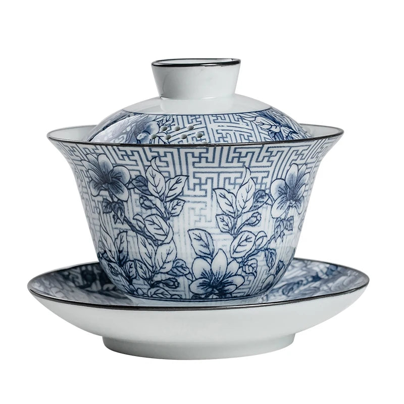 Juego de té de porcelana azul y blanco estilo chino Cerámica doméstica Gaiwán Cubierta de porcelana blanca tazón té de té hecho a mano