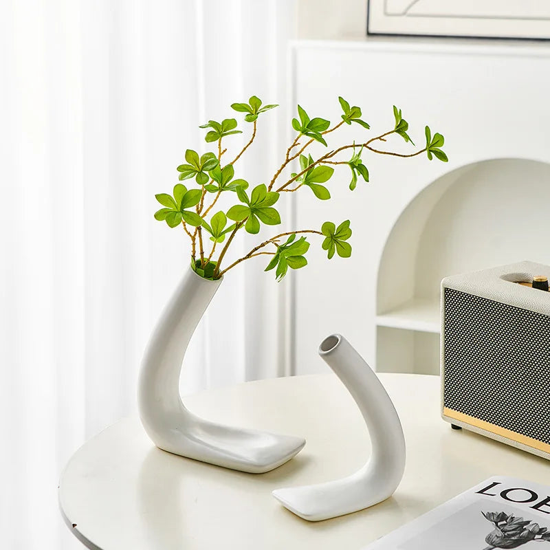 Capiron -sarja 2 litran muotoinen keraaminen maljakko kodinsuunnittelu estetiikka musta beige pöytätaso kuisti olohuoneen nurkkakoristeinen lisävaruste