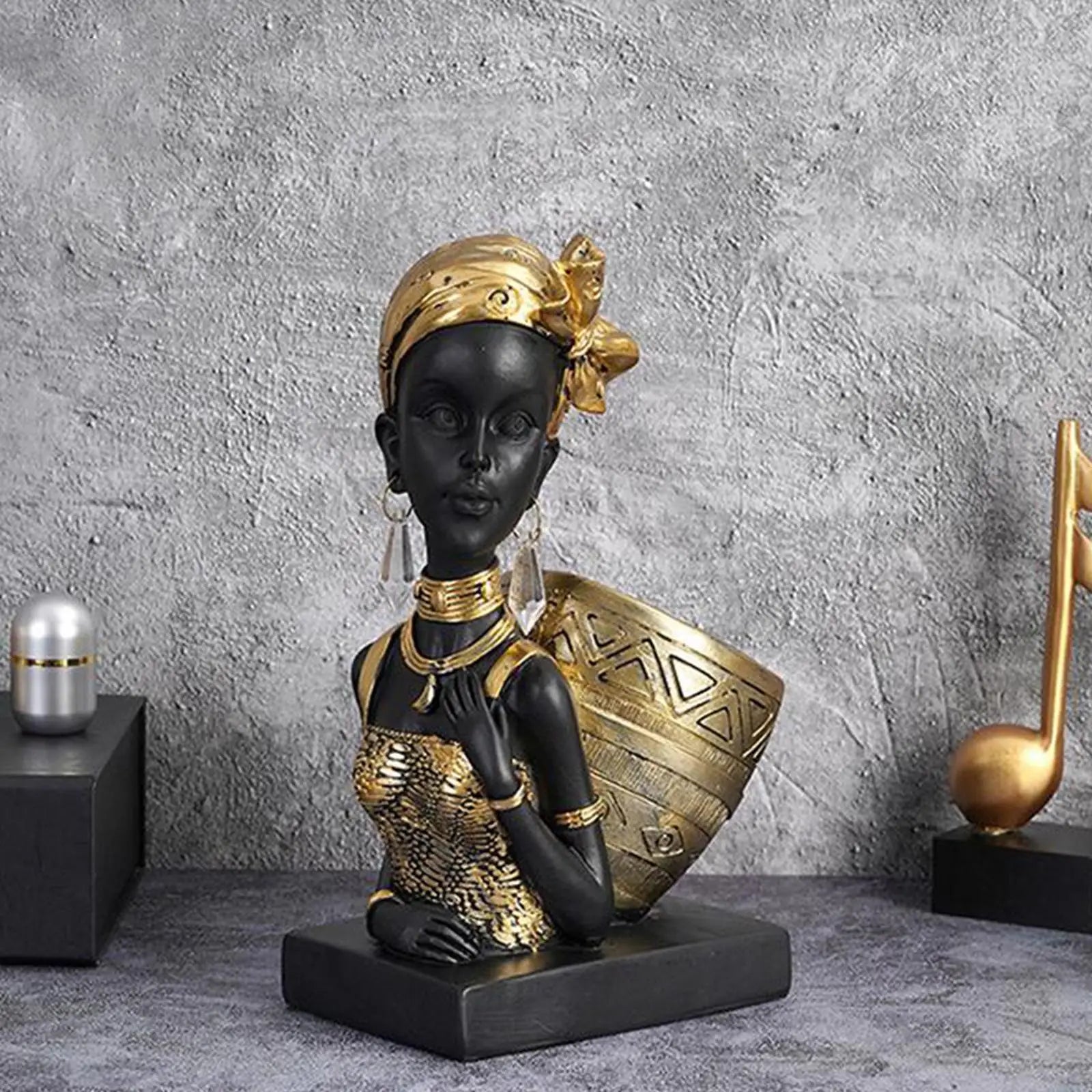 Kreativ dame statue skulptur afrikansk menneskelig harpiks ornament til soveværelse bord hotel