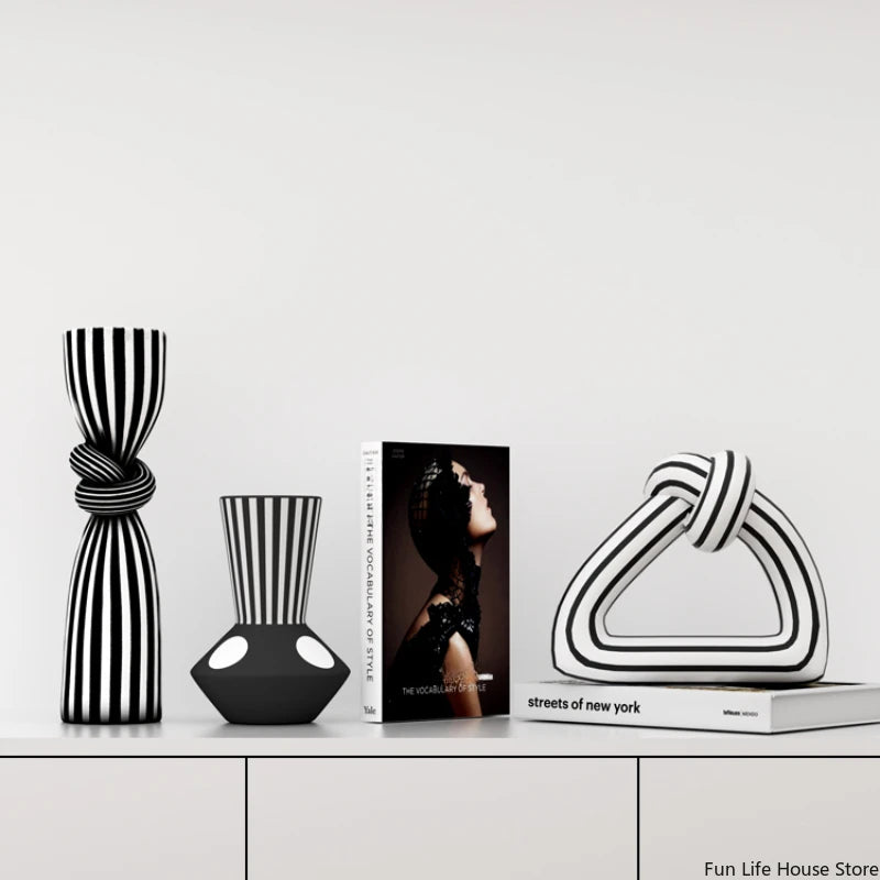 Nordic Style High-End Simple Abstrak Ornaments TV Kabinet Kabinet Wine Desktop Dekorasi Kombinasi Pilih Hadiah