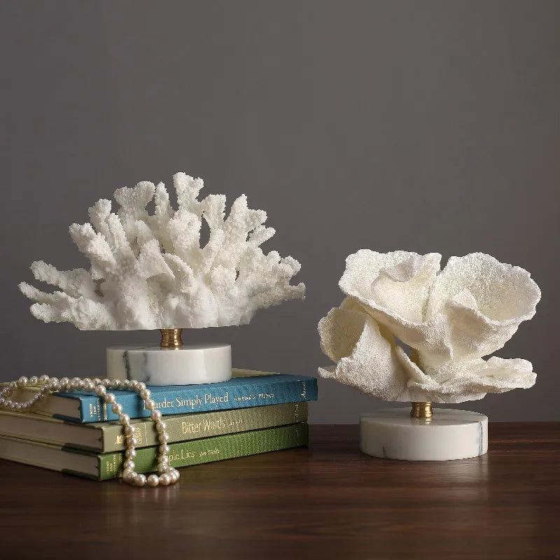 Kreativitet Harts Artificial Coral Artificial Coral Handicraft Furnishings White Marble Base Home Decoration Simulation Potting