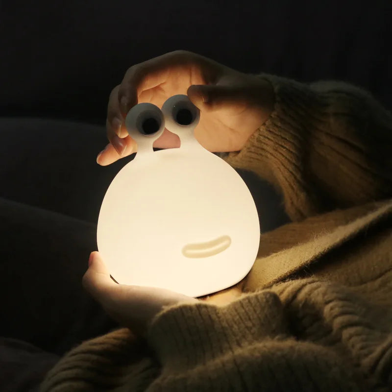 Slug med sovande ljus sovrum öga skydd klapp lätt silikon kul rolig baby sömn kreativt nattljus sängljus