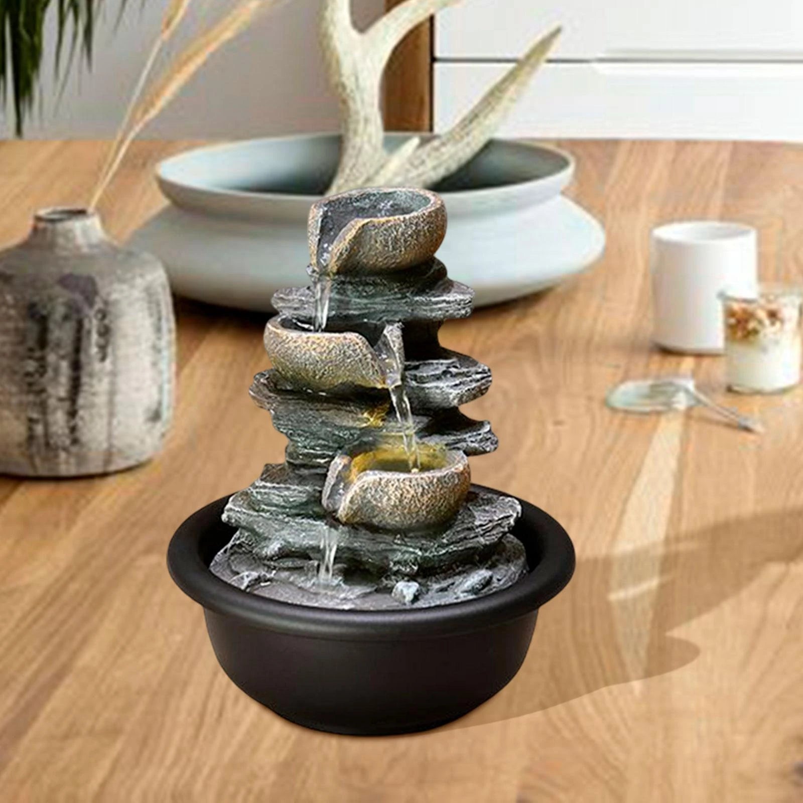 Fuente de mesa escalonada con meditación ligera meditación cubierta de cascada de interior para la sala de estar en casa.