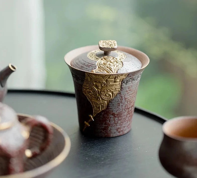 145 مللي طين الصخور اليابانية القديمة Gaiwan مصنوع يدويًا منقوش Taotie الصدأ الذهب الأحمر سلطانية الشاي غطاء تخمير الشاي وعاء لتزيين الشاي