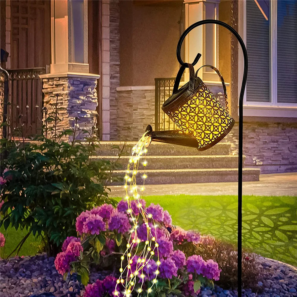 A rega solar pode leve lâmpada de cachoeira pendurada à prova d'água decoração de jardim ao ar livre no quintal da vara