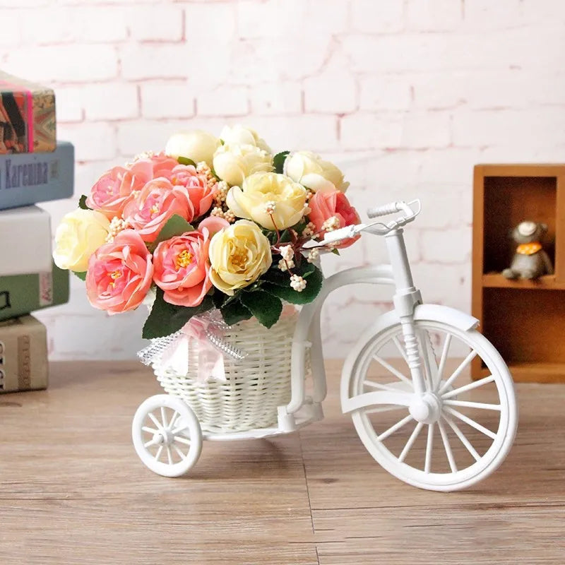Biały rower dekoracyjny koszyk kwiatowy dekoracja ślubna plastikowy projekt trójkołowy kwiat garnka do przechowywania kosza na imprezę garnek do dekoracji