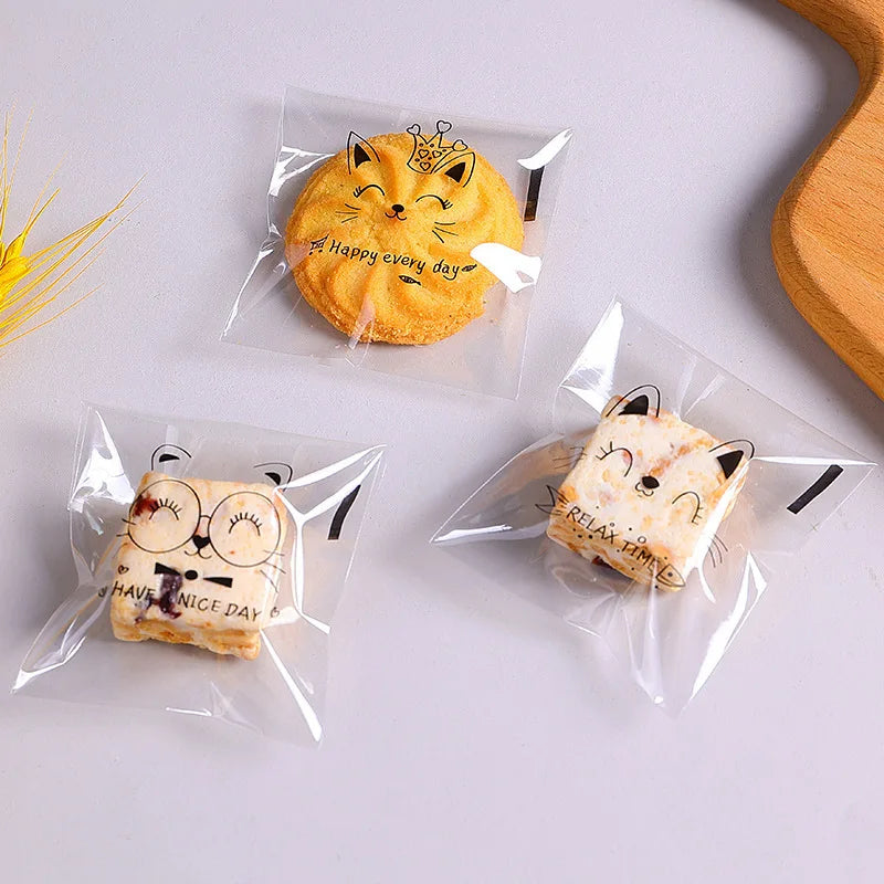 50/100pc: n läpinäkyvä itselähtävät karkkilahjapussit söpö pupu Cat Bear Animal Leipä paahtoleipää leivontapakkauslaukkuja