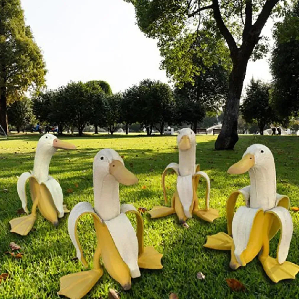 Figuras para el hogar de pato de plátano pelado Crafts Kawaii Decor Art Whimsical Desk Accesorios Miniaturas Esculturas y Figuras