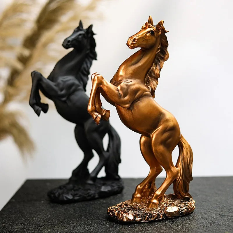 Patung resin Golden White Black Horse Figure Nordic Abstrak Ornamen untuk Figurin Model Kuda Dekorasi Hewan Rumah Dekorasi