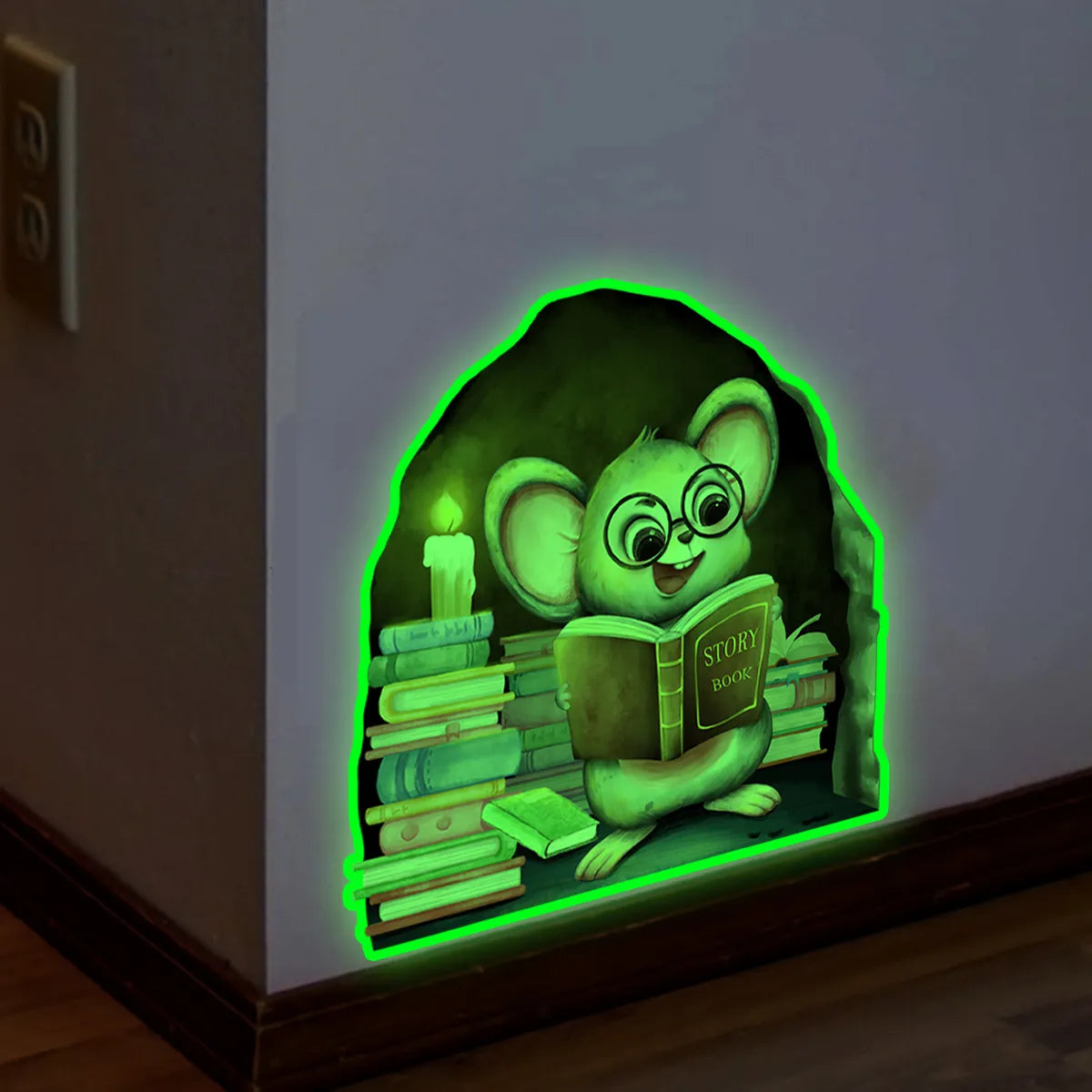 Kartun Tetikus Lumin Luminous Wall Sticker Untuk Ruang Tamu Bayi Kanak -kanak Bilik Tidur Hiasan Rumah Hiasan Kertas dinding cahaya di pelekat tetikus gelap
