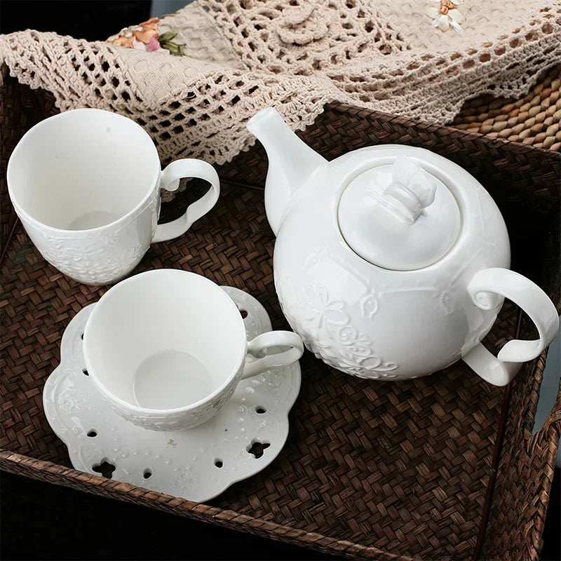 Ceramic Coffee Tea Pot European White Butterfly Relief Teapot Bone China Water Ware Sugar Bowl Milk Jug Home Bar Decoration