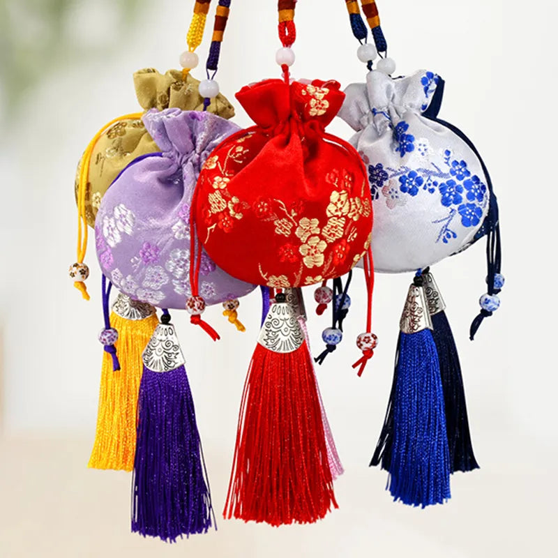 Chinese Silk Style Brocade Embroidered Bag Embroidery Sachet Cloth Pouches Tassel Pendant Drawstring Bag for Jewelry Gift Bags