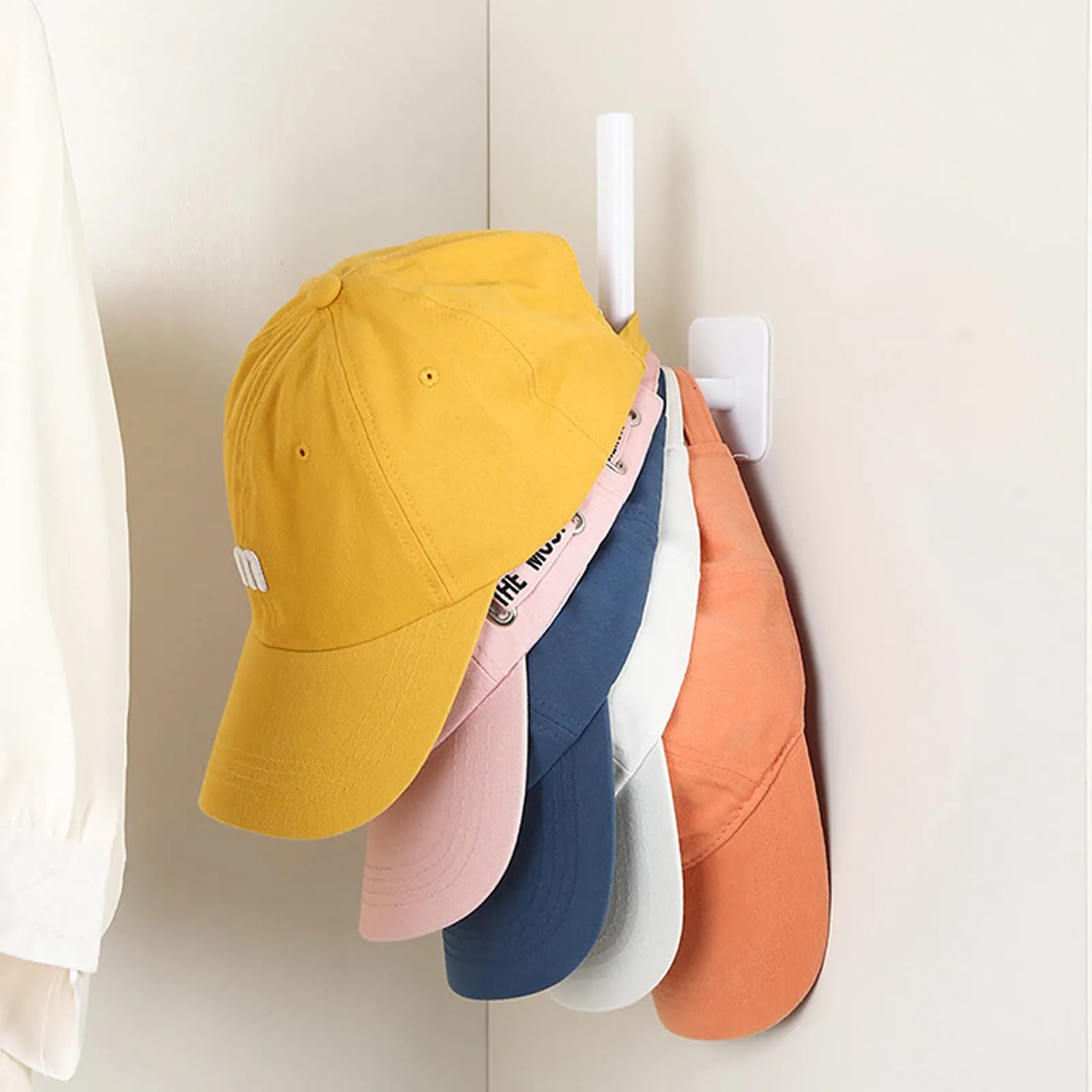 Cappellatura per cappelli per tappi da baseball ganci per cappelli adesivi per berretto da parete Organizzatore del cappuccio senza perforazione per perforazione per le porte dell'armadio
