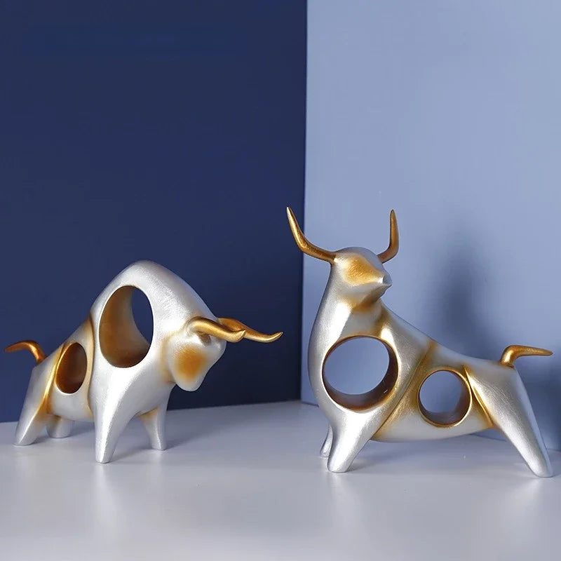 Kreativ harpiks Animal skulptur Abstrakt simulering Kvægstatue Golden Hollow Modern Home Decoration Tilbehør Europæisk