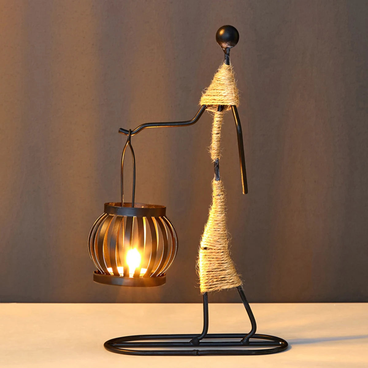 Nordic Creative Metal Candlestick Abstract Watak Patung Pemegang Lilin Bar Muzik Hiasan Hiasan Perhiasan Kecil Rumah