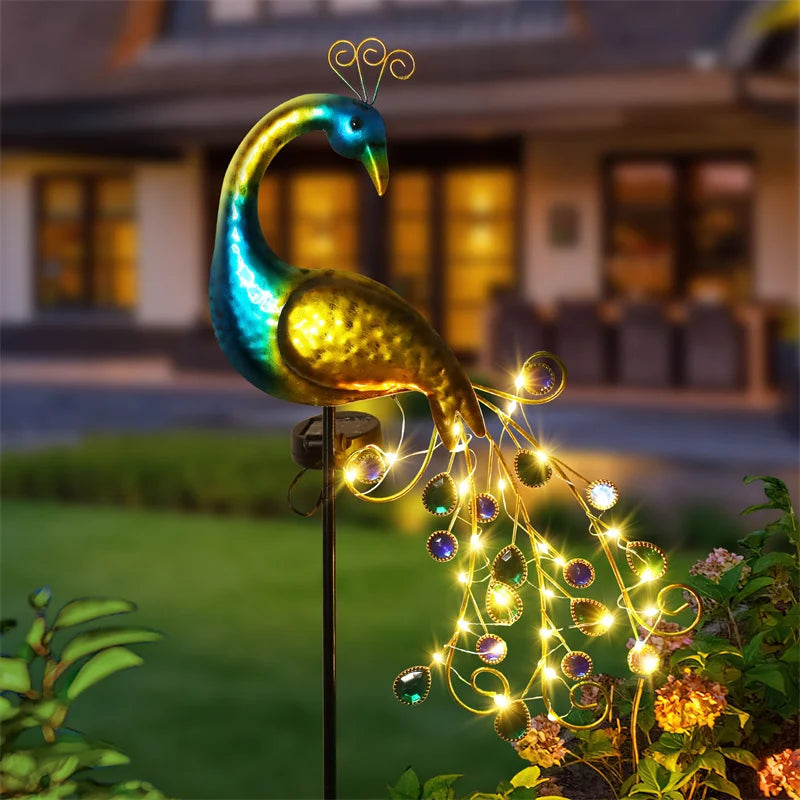 LED Outdoor Solar Peacock Lamp Metal Peacock Statue Is Suitable For Outdoor Landscape Path Garden Decorative Sculpture