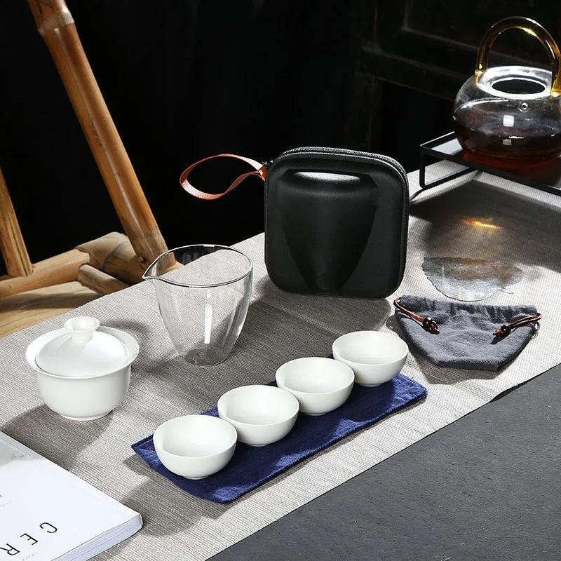 Portabel rese tepet presentteatset med handväska kinesiska gaiwan kung fu te set te koppar kaffekopp te maker te bord prydnad