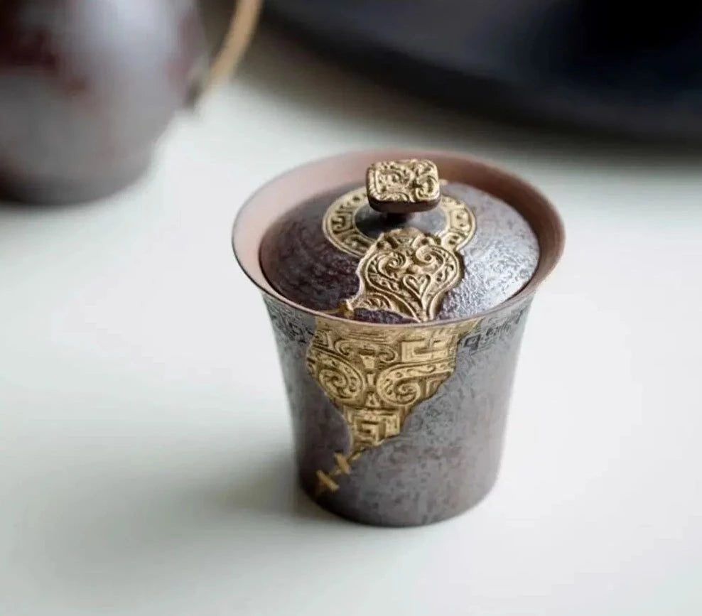 145 ml japanilainen vanha rock muta gaiwan käsintehty kohokuvioitu Taotie ruoste punainen kulta tee Tureen Tea Brewing Cover Bowl Tea Decorationille