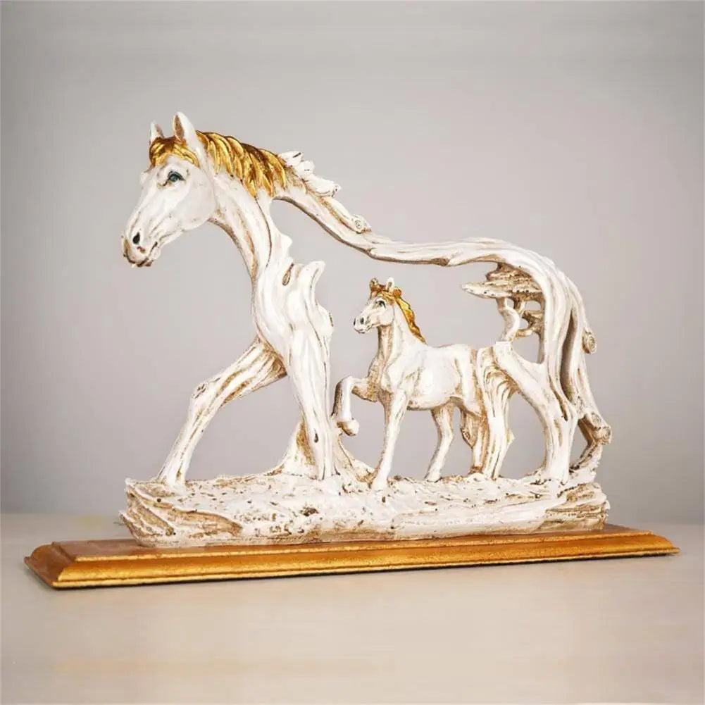 Statue di cavallo leggera figurina di figurina con accessorio decorativo compatto grazioso resina indiana statua del cavallo galoppo