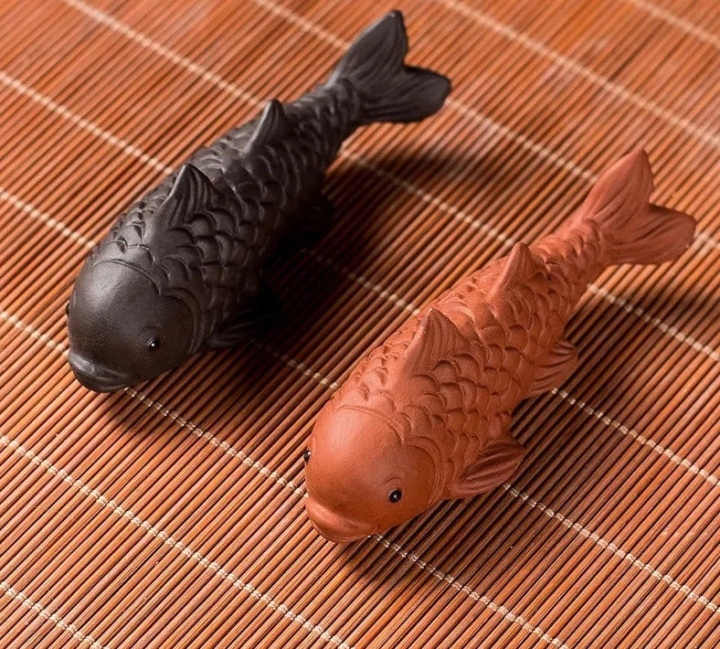 부티크 차 세트 액세서리 보라색 점토 차 애완 동물 장식품 작은 생선 모델 데스크탑 장식 홈 화분 장식 공예품