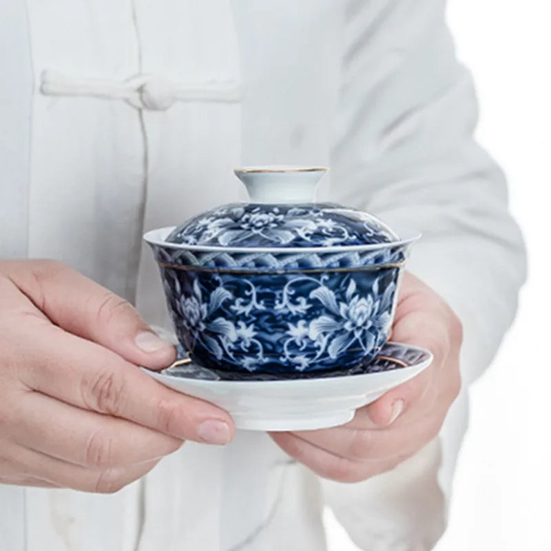 Ylellinen keraaminen Gaiwan Teacup käsintehty Tea Tureen Bowl kiinalainen sininen ja valkoinen posliini -teekasvihyödykkeet juomaohjelma 150ml