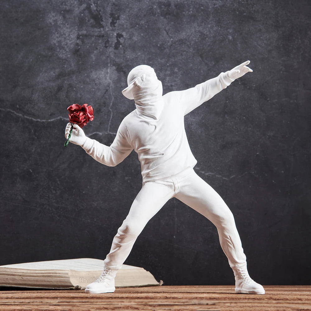 수지 Banksy 조각 및 인형 꽃 발병 동상 가정 장식 고급 거실 장식 책상 폭격기 장식
