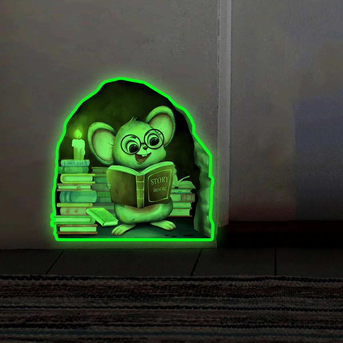 Cartoon Mouse Loch Luminöses Wandaufkleber für Wohnzimmer Baby Kinder Schlafzimmer Home -Dekor Tapete Glühen in den dunklen Mausklebern