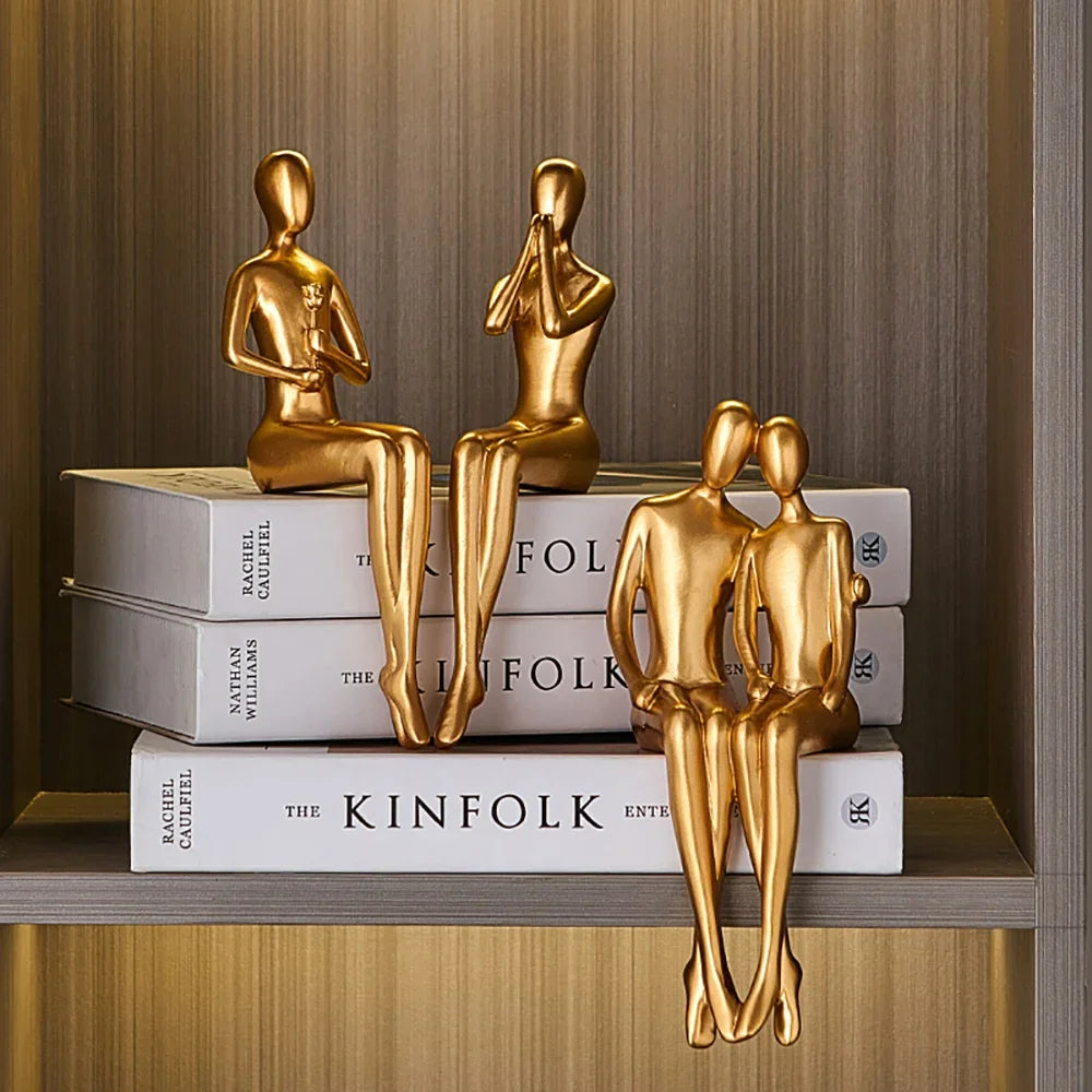 Abstract Sculpture dorate e figurine per resina interna statua moderna decorazione per la casa Accessori per la stanza della camera