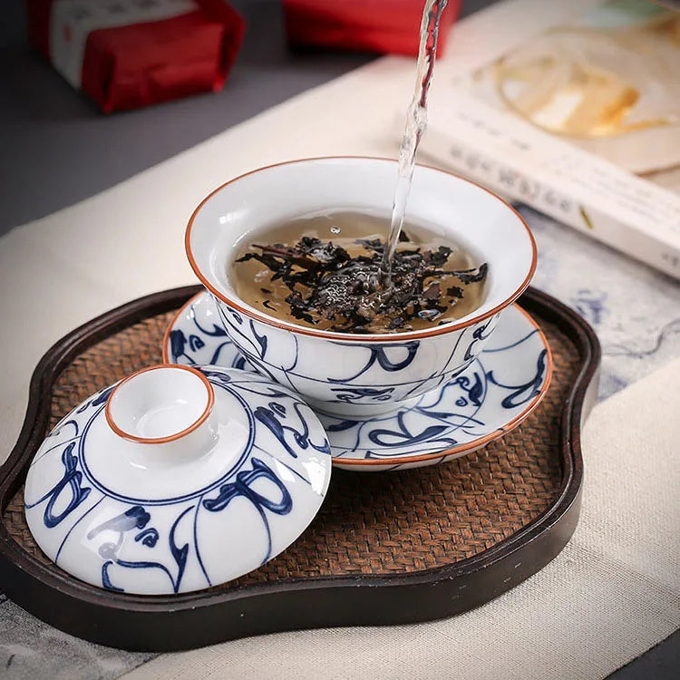 190 ml Bol de thé créatif bleu et blanc Grand céramique Gaiwan Kung Fu Tea ensemble tasse de thé en porcelaine blanche trois talents thé Tureen