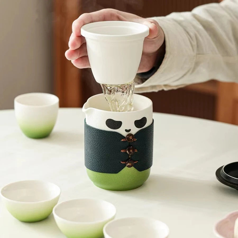 Panda Viajes chinos Juego de té de té de cerámica de cerámica Ceramonado Kung Fu Té porcelana Tureen Cup creative Porcelana china