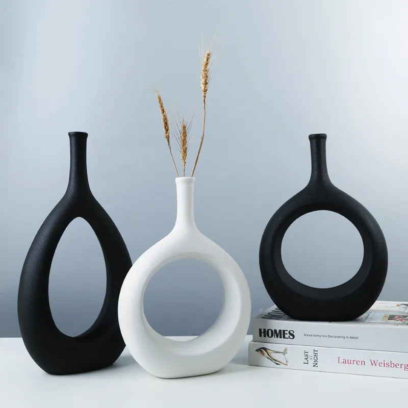 Ceramic Hollow Vase Nordic Flower Arte Moderno Plantador Oficina de la oficina Accesorios de decoración del hogar de la sala del hogar