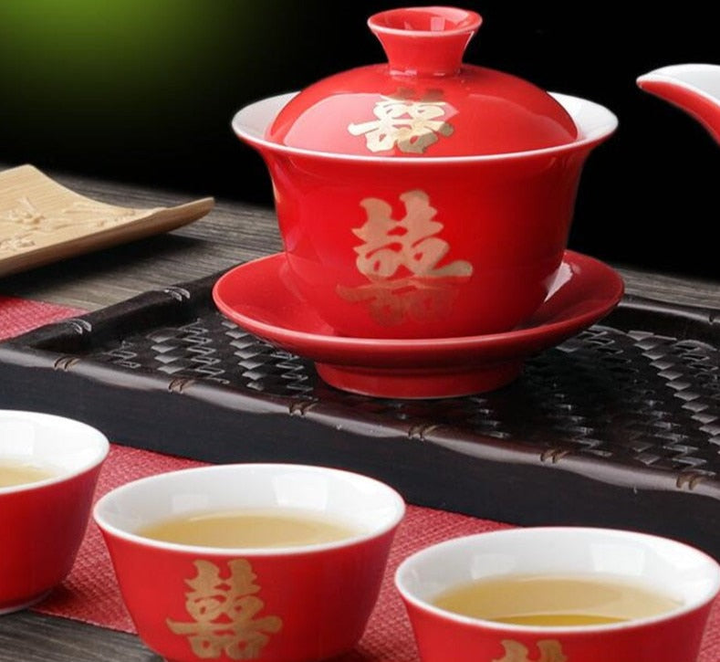 طقم شاي زفاف صيني فاخر من السيراميك الأحمر | طقم الشاي الصيني