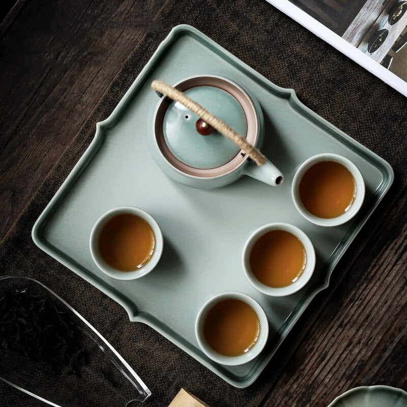 Japanilainen karkea keramiikka teekannu