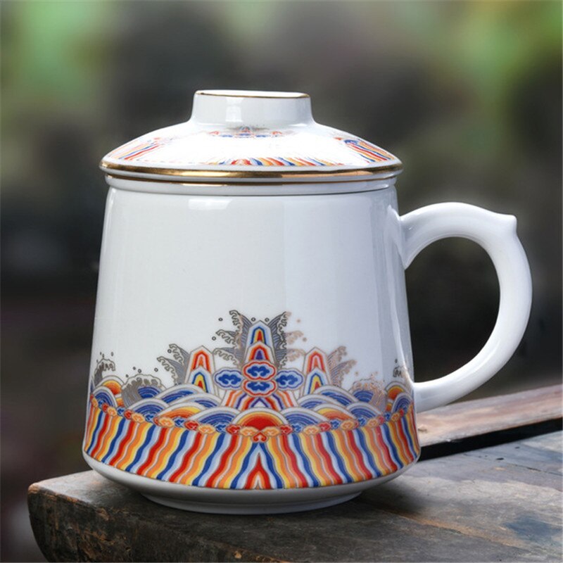 Cangkir teh Cina keramik putih dengan infuser, tutup dan filter