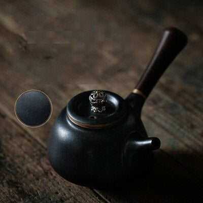 Teh Teapot Jepun dengan Pemegang Ebony